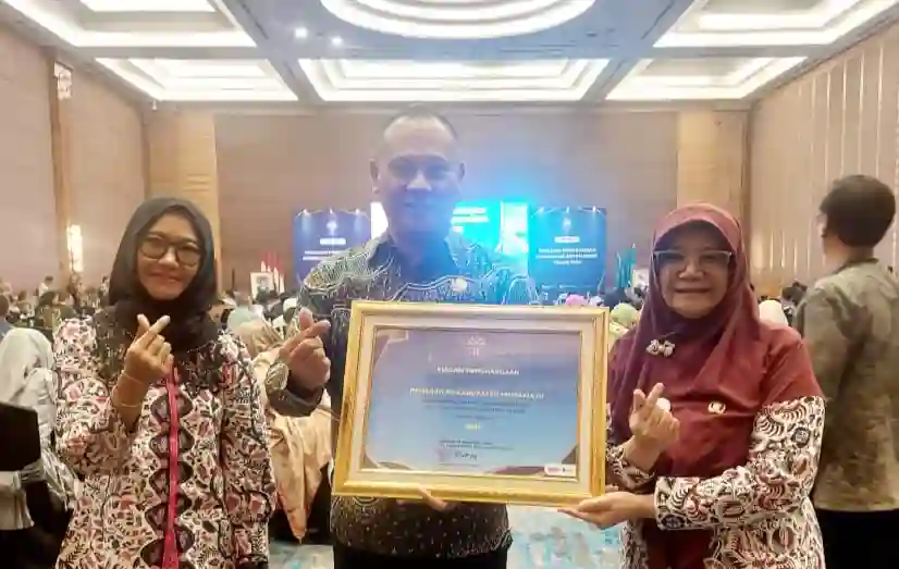 Pemkab Indramayu Terima Penghargaan atas Suksesnya Manajemen Sistem Merit ASN