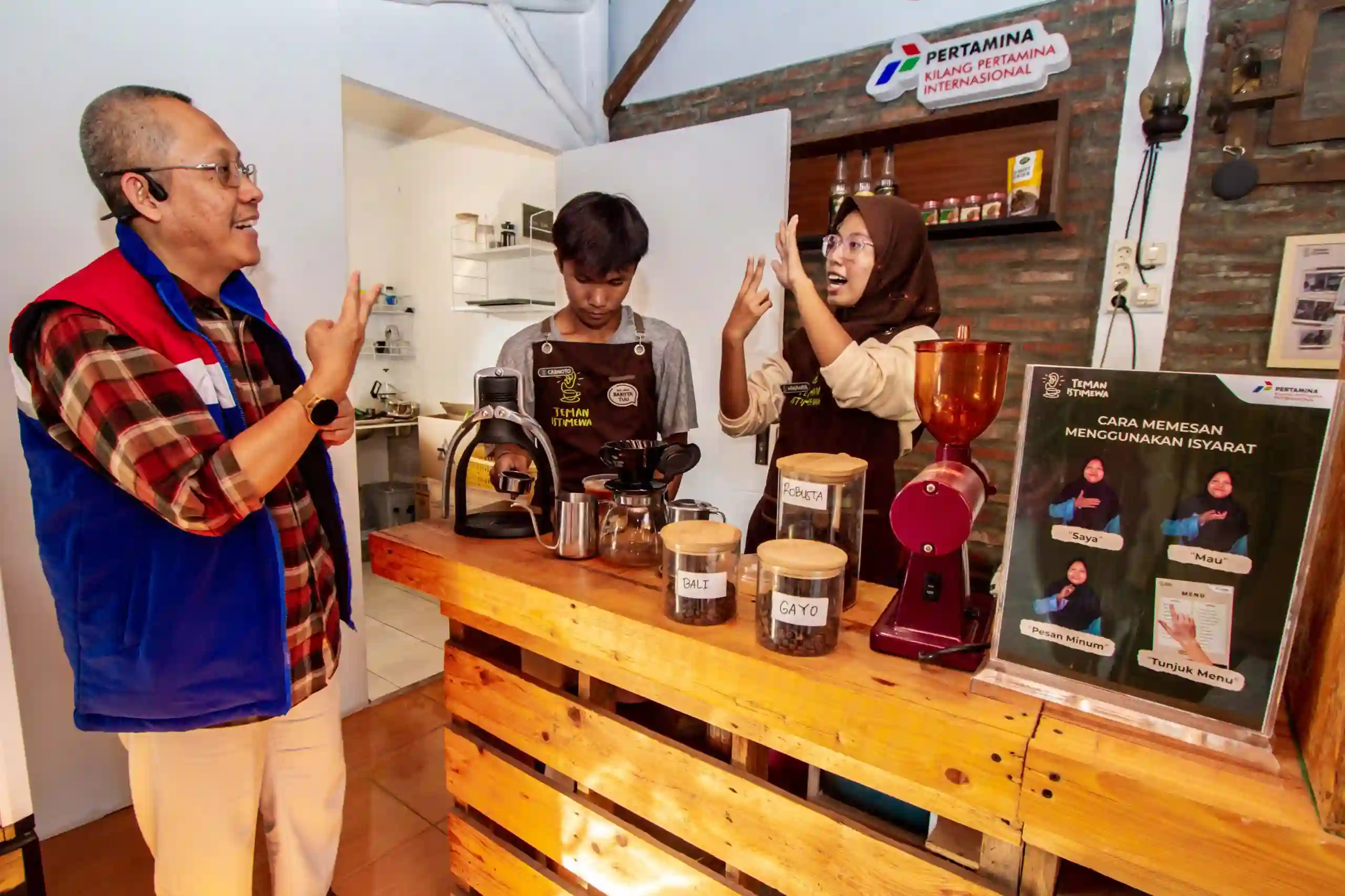 Program PERINTIS Antar Kilang Balongan Sabet Penghargaan CSR & Desa Berkelanjutan 2025