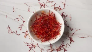 Saffron: Asal, Cara Tumbuh, Manfaat Medis, dan Harga Terbaru di Indonesia