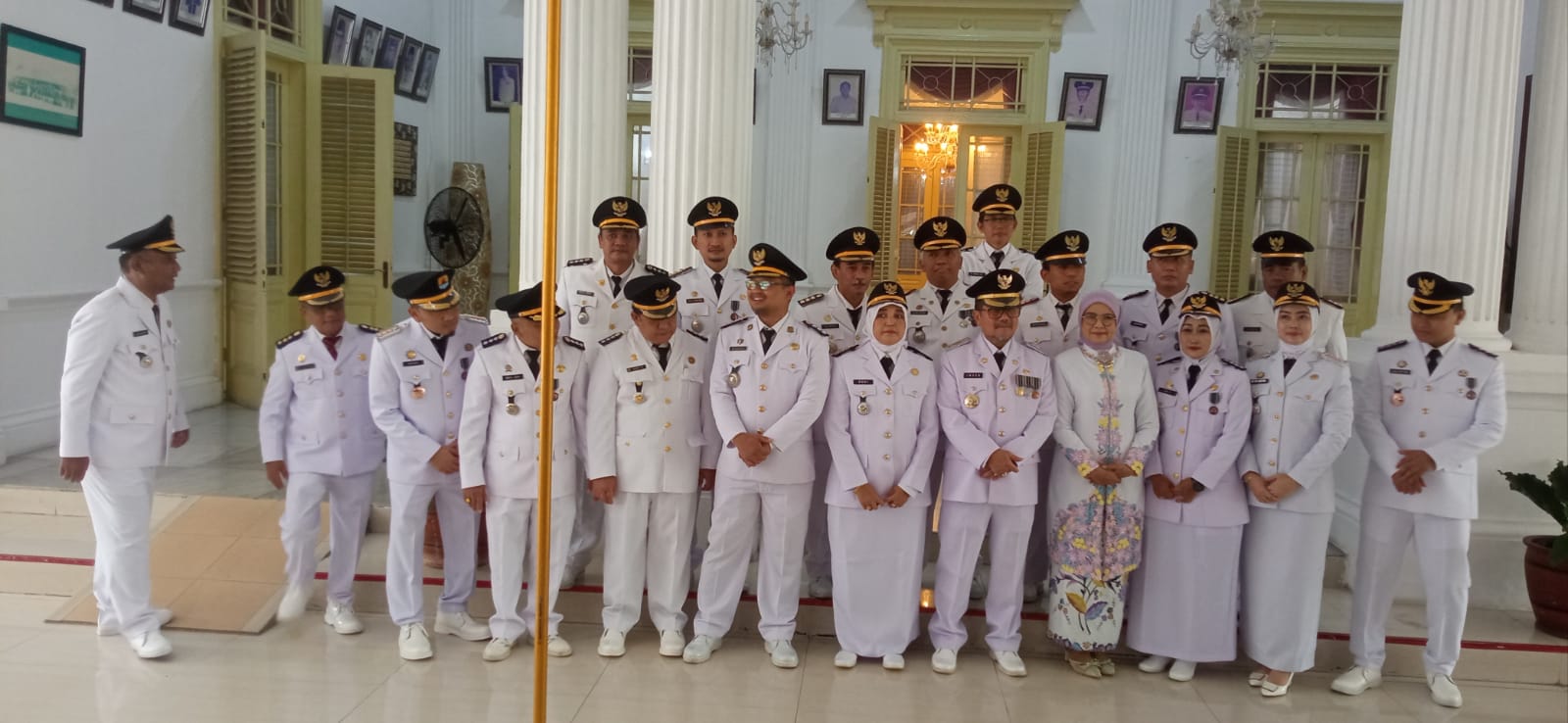 Pelantikan Pejabat Pemkab Cirebon 2026, Bupati Imron Minta ASN Profesional dan Bebas Pungli