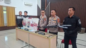 Paksa Remaja Jadi Host Aplikasi Dewasa, Dua Pria Indramayu Diciduk Polisi